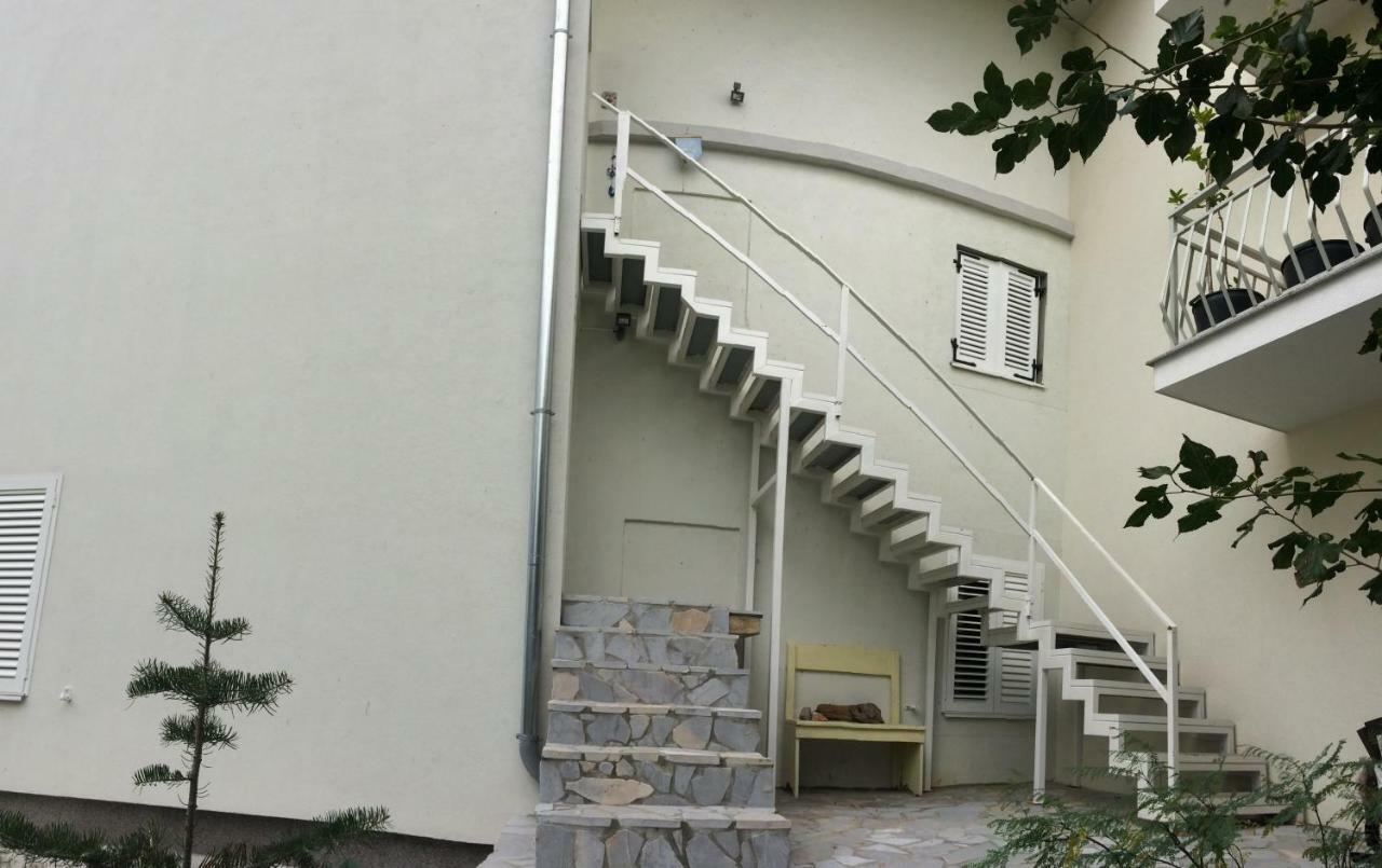 Apartman Lavandin Чижичи Экстерьер фото
