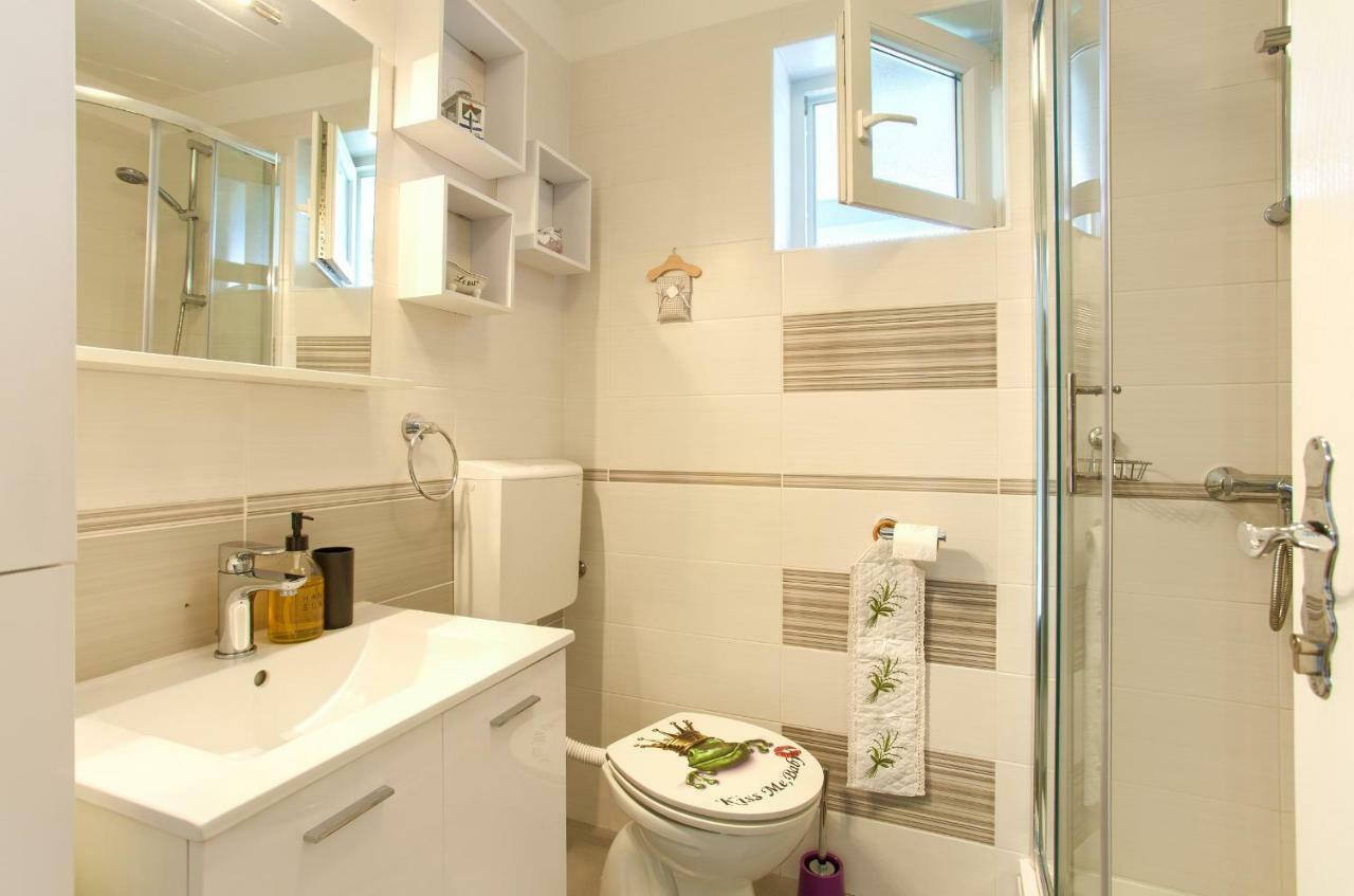 Apartman Lavandin Чижичи Экстерьер фото