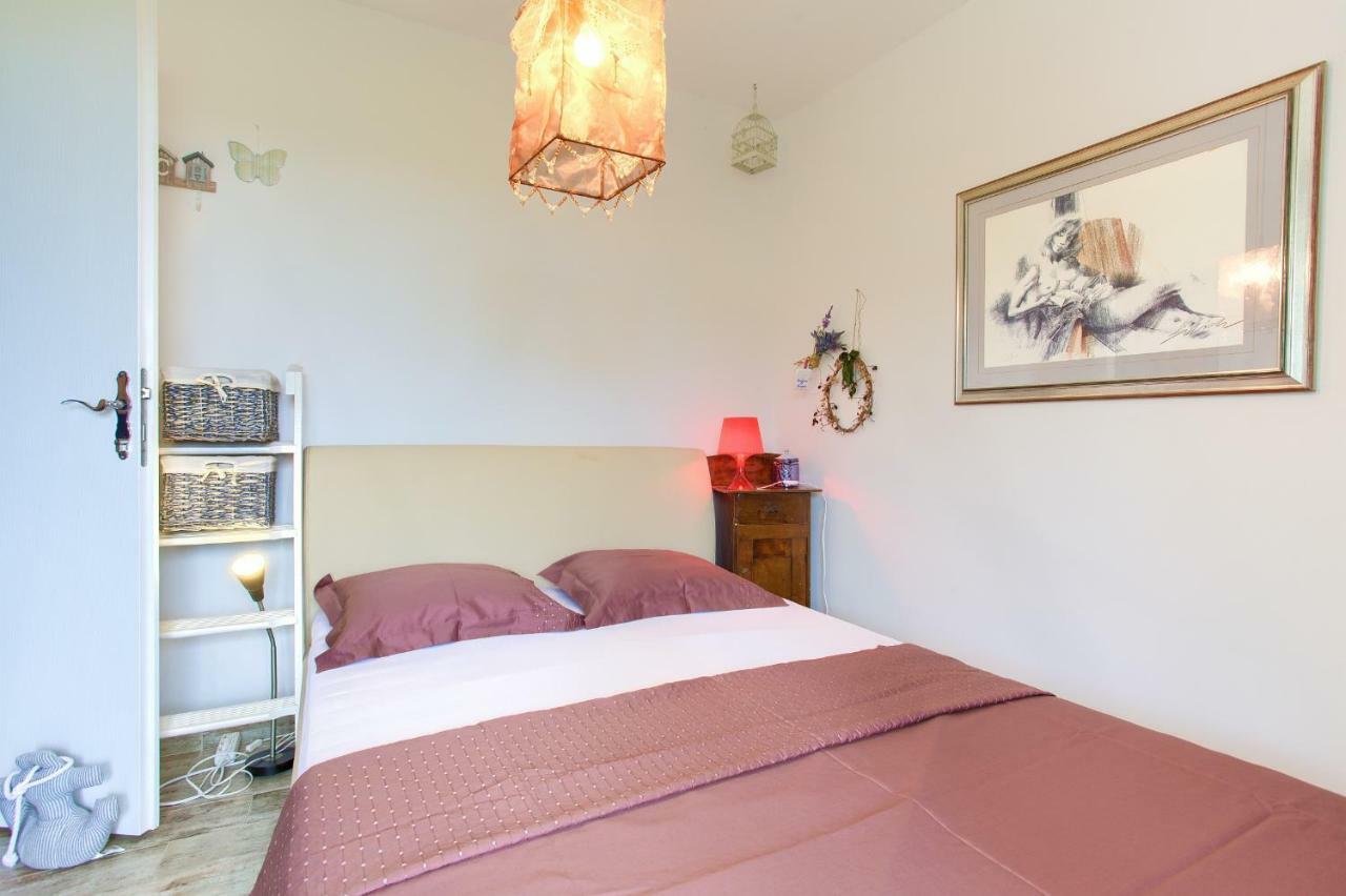 Apartman Lavandin Чижичи Экстерьер фото